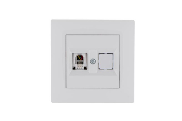 Розетка компьютерная CAT 5+гнездо Karea RIZZ бел. Makel 88001035