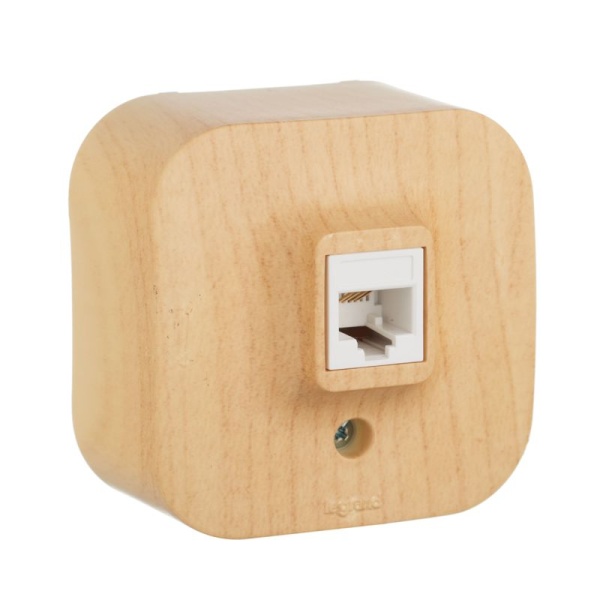 Розетка телефонная 1-м ОП Quteo RJ11 дерево IEK 782274